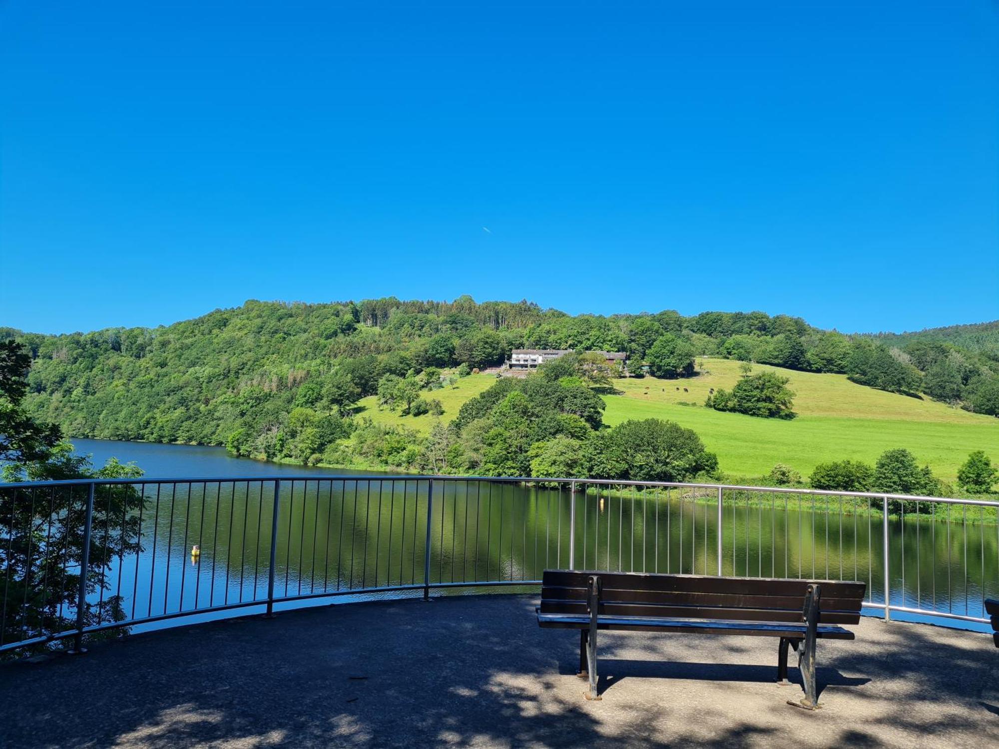Ferienwohnung Am Rursee -Wohnung 2 Зимерат Екстериор снимка